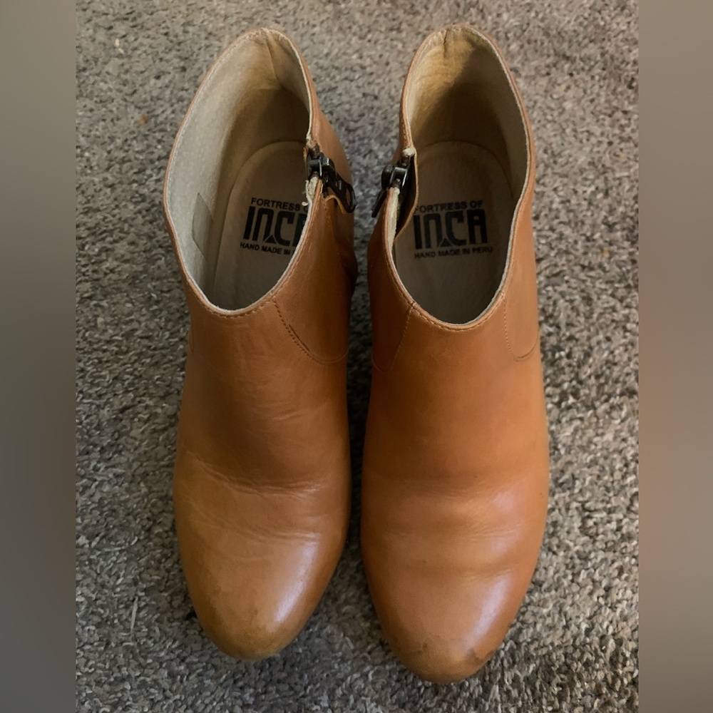 Fortress of Inca Adriana Coco Scotch Brown Leather Round Toe Bootie Size: 7
